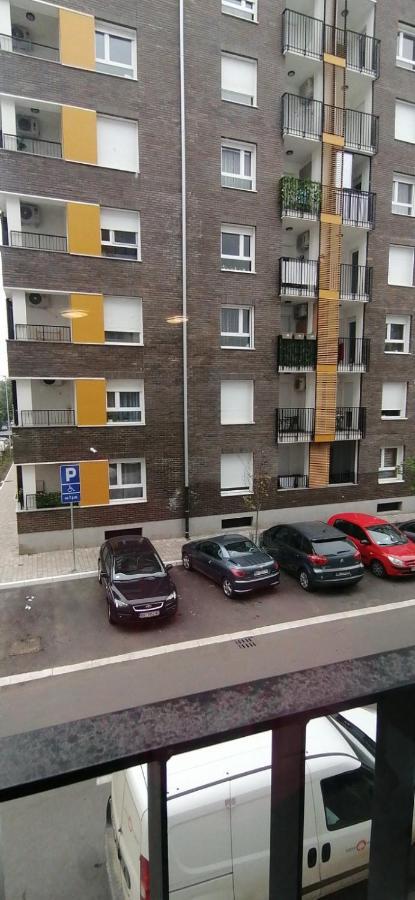Apartamento Moonze Gate Belgrado Exterior foto