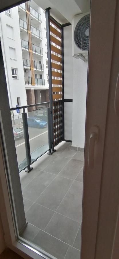 Apartamento Moonze Gate Belgrado Exterior foto